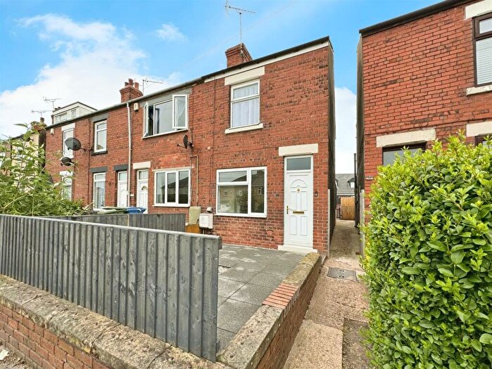 2 Bedroom End Of Terrace House To Rent In Gateford Road, Worksop, S81