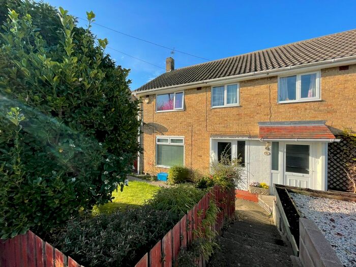 3 Bedroom Semi-Detached House To Rent In West Avenue, Melton Mowbray LE13