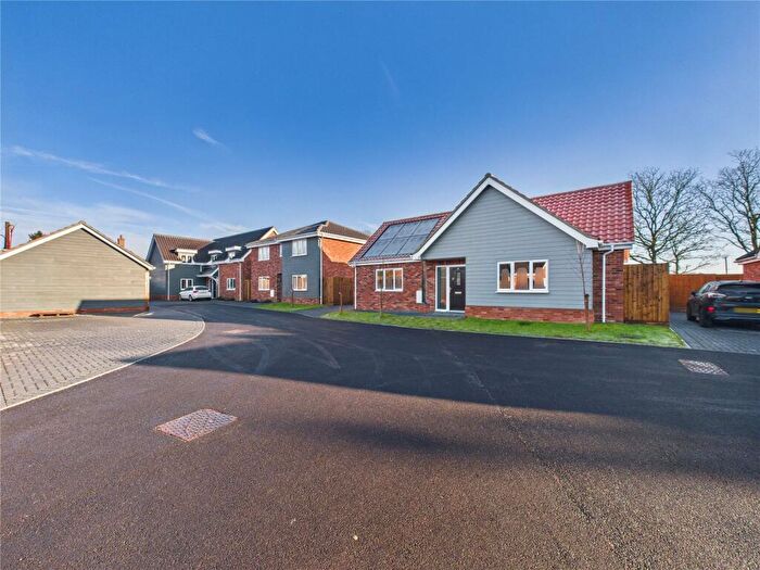 3 Bedroom Bungalow For Sale In Field Mews, Frating Road, Great Bromley, Colchester, CO7