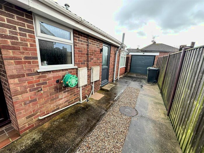 2 Bedroom Detached Bungalow For Sale In Oakhurst Close, Belper, DE56