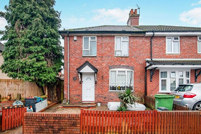 3 Bedroom Semi-Detached House For Sale In French Road, Dudley, DY2