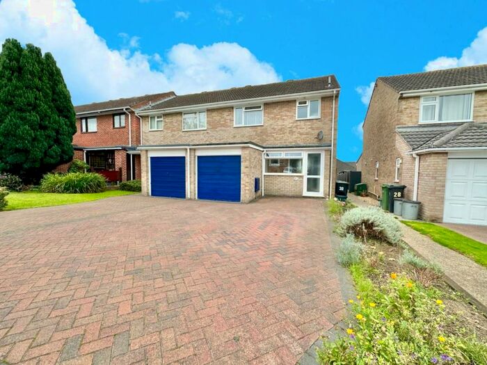 3 Bedroom Terraced House To Rent In Bridlebank Way, Weymouth, DT3