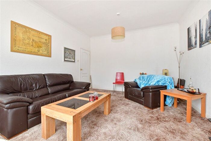 1 Bedroom Flat For Sale In Palmerston Road, Shanklin, Isle Of Wight, PO37