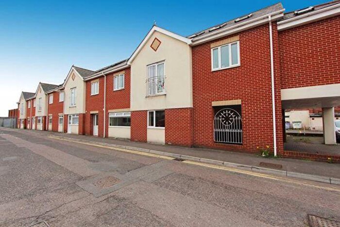 2 Bedroom Flat To Rent In Eastleigh, Hampshire, SO50