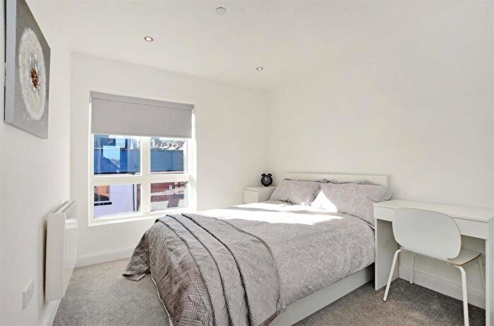 2 Bedroom Apartment To Rent In Gordon Road, Sheffield, S11