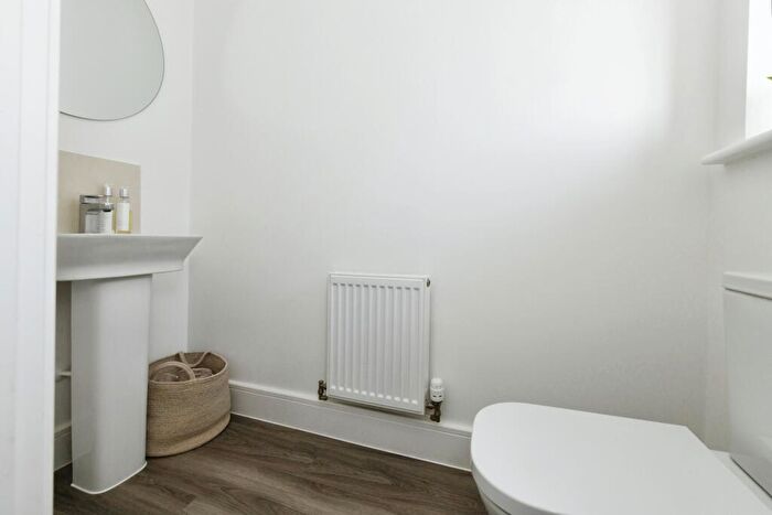 2 Bedroom Semi-Detached House For Sale In Andrewes Way, Rayleigh, Essex, SS6