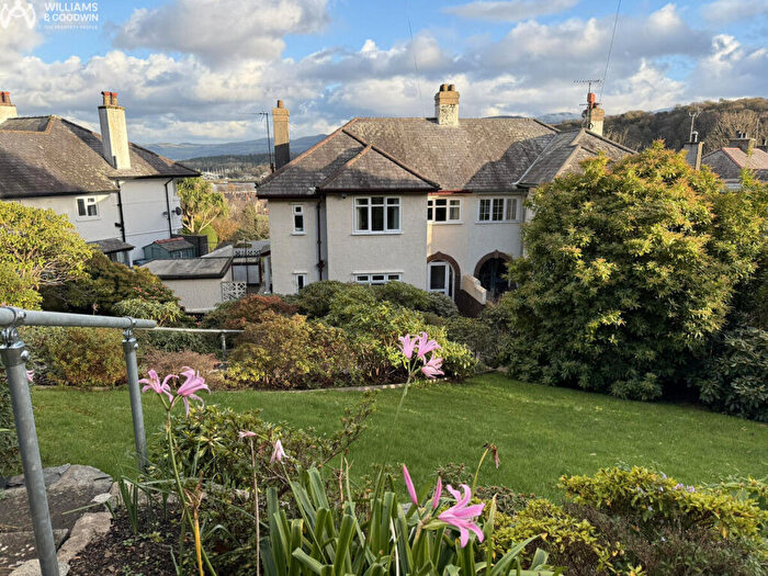 4 Bedroom Semi Detached House For Sale In Upper Garth Road, Bangor, Gwynedd, LL57