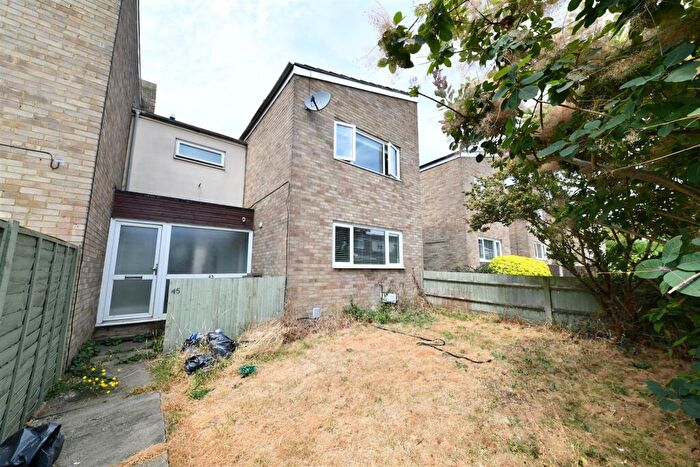 3 Bedroom Terraced House To Rent In Sefton Road, Stevenage, SG1