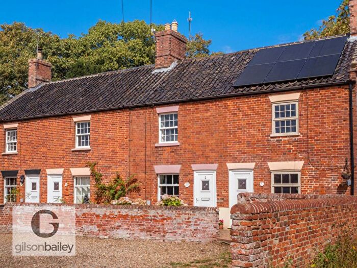 2 Bedroom Terraced House For Sale In Market Road, Stokesby, NR29