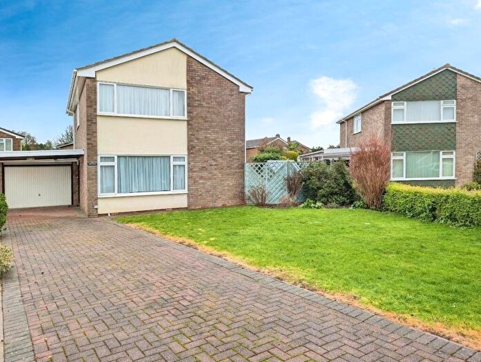 4 Bedroom Detached House For Sale In Bannetts Tree Crescent, Alveston, Bristol, BS35
