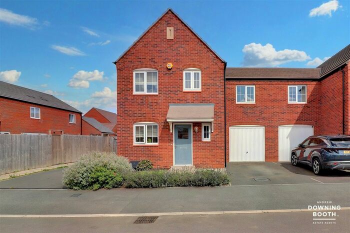 3 Bedroom Semi-Detached House For Sale In Lakin Lane, Fradley, Lichfield, Staffordshire, WS13