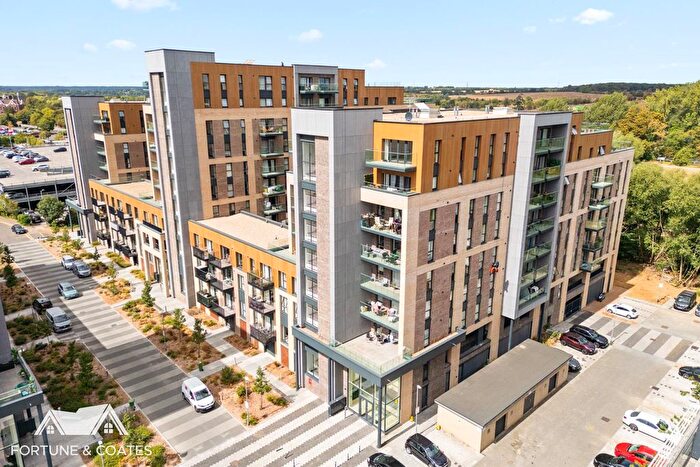 2 Bedroom Flat For Sale In Edinburgh Gate, Harlow, CM20