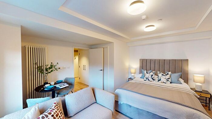 Studio To Rent In Rodney House, Dolphin Square, Chichester Street, London Lx, London, SW1V