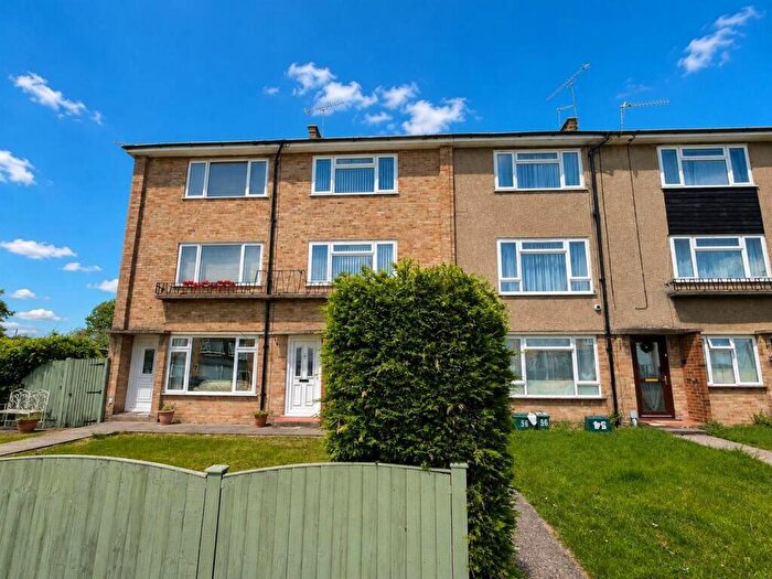 2 Bedroom Apartment For Sale In Bodmin Road, Springfield, Chelmsford, Essex, CM1