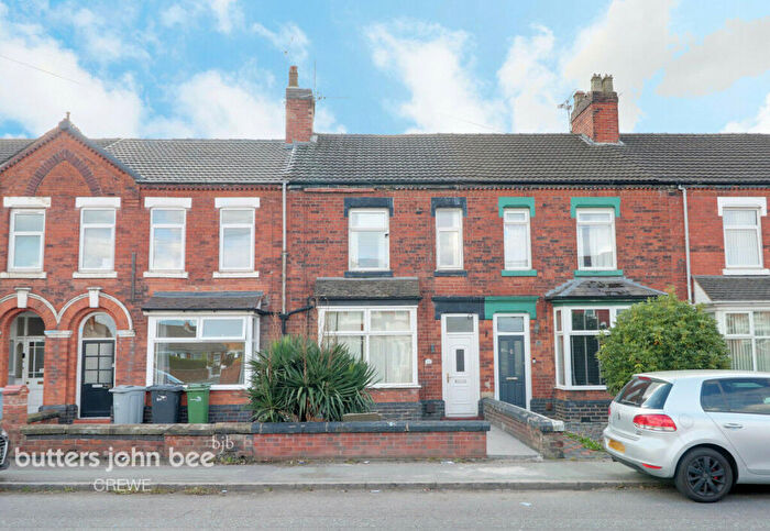 3 Bedroom Terraced House For Sale In Hungerford Road, Crewe, CW1