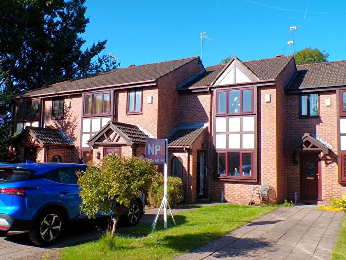 2 Bedroom Town House For Sale In Burnley Street, Failsworth, Manchester, M35