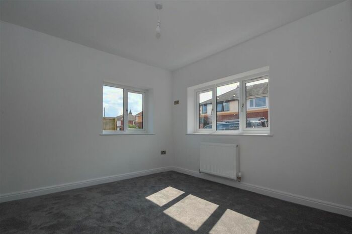 2 Bedroom Detached Bungalow For Sale In Churchbalk Lane, Pontefract, WF8