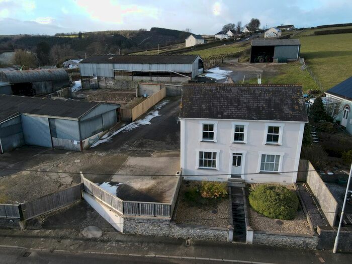 4 Bedroom Detached House For Sale In Cynwyl Elfed, Carmarthen, SA33