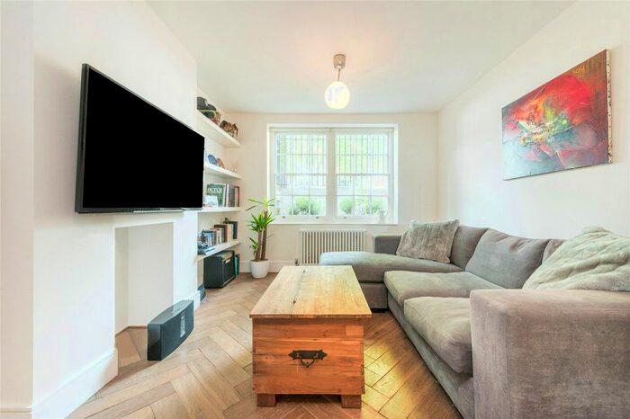1 Bedroom Flat To Rent In Cloudesley Square, Islington, N1
