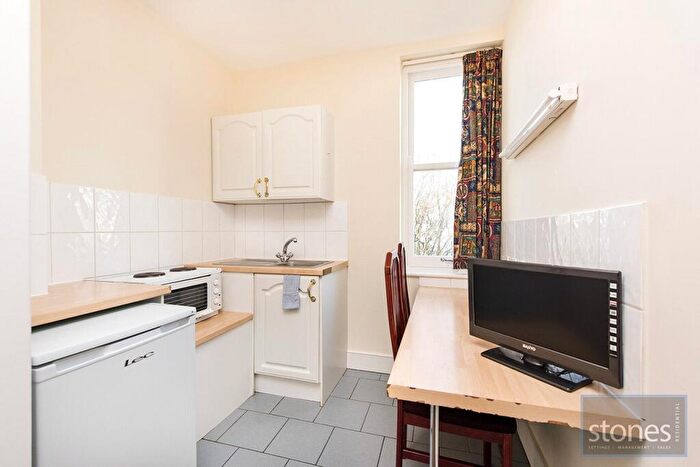 Apartment To Rent In Belsize Park, London, NW3