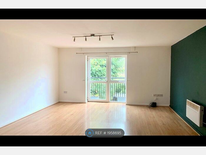 2 Bedroom Flat To Rent In Cheltenham Court, Middleton St. George, Darlington, DL2