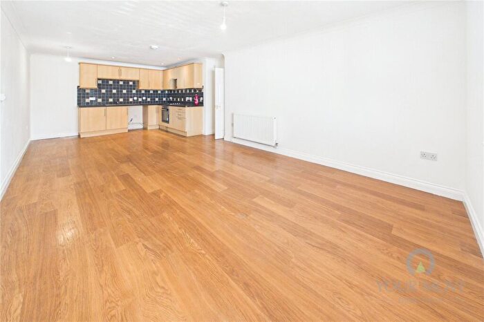 1 Bedroom Flat To Rent In Southampton Road, Northampton, Northamptonshire, NN4