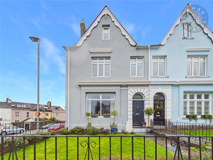 4 Bedroom End Of Terrace House For Sale In Valletort Road, Plymouth, Devon, PL1