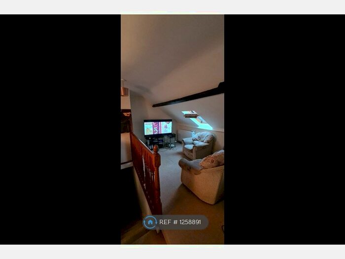 1 Bedroom Flat To Rent In Pool Road, Leicester LE3