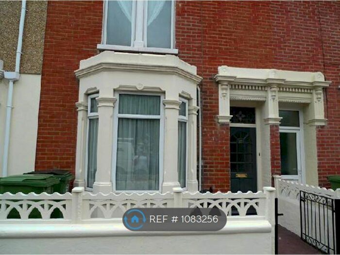 5 Bedroom Terraced House To Rent In Francis Avenue, Portsmouth, PO4