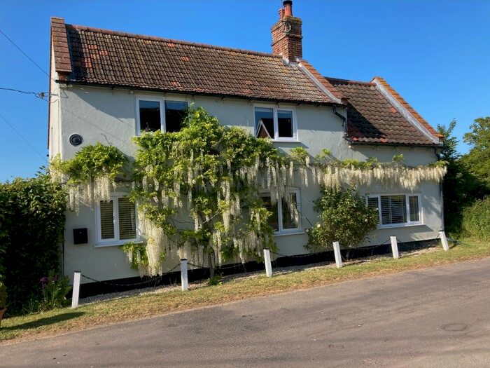 5 Bedroom Detached House For Sale In Church Street, Elsing, Dereham, NR20