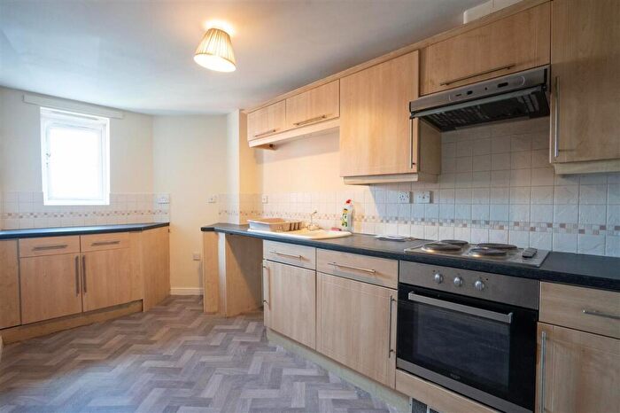 2 Bedroom Apartment For Sale In Waterway Court, Prince Of Wales Lane, Birmingham, B14