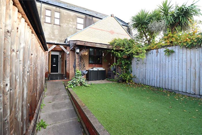 3 Bedroom Terraced House To Rent In Grosvenor Street, Barnstaple, Devon, EX32