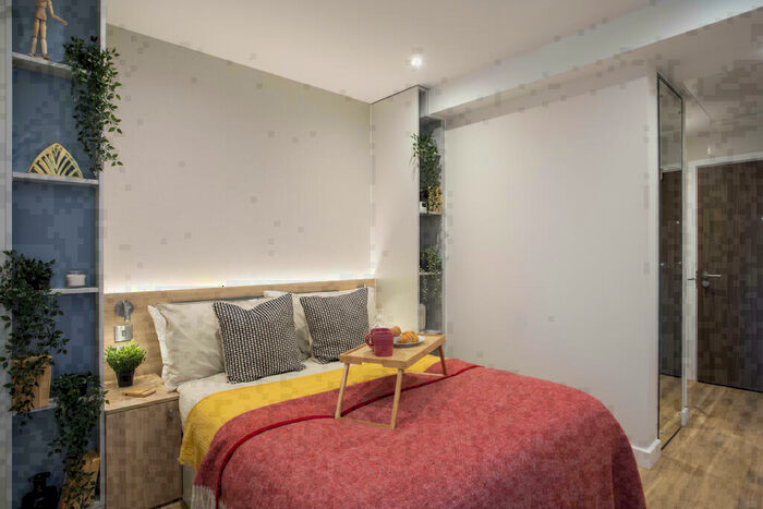 Studio To Rent In College Road, East Croydon, London, CR0