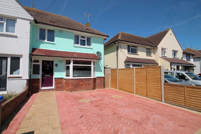 3 Bedroom Property To Rent In West Way, Lancing, BN15