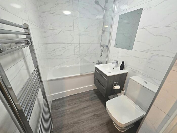 1 Bedroom Flat For Sale In King Johns Road, Kingswood, BS15