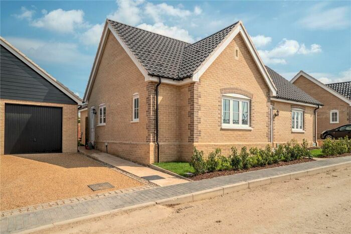 3 Bedroom Bungalow For Sale In Barleyfields, Debenham, Suffolk, IP14