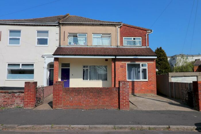 1 Bedroom Apartment To Rent In A Alma Road, SO14