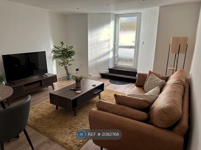 1 Bedroom Flat To Rent In Marine Parade, Lowestoft, NR33