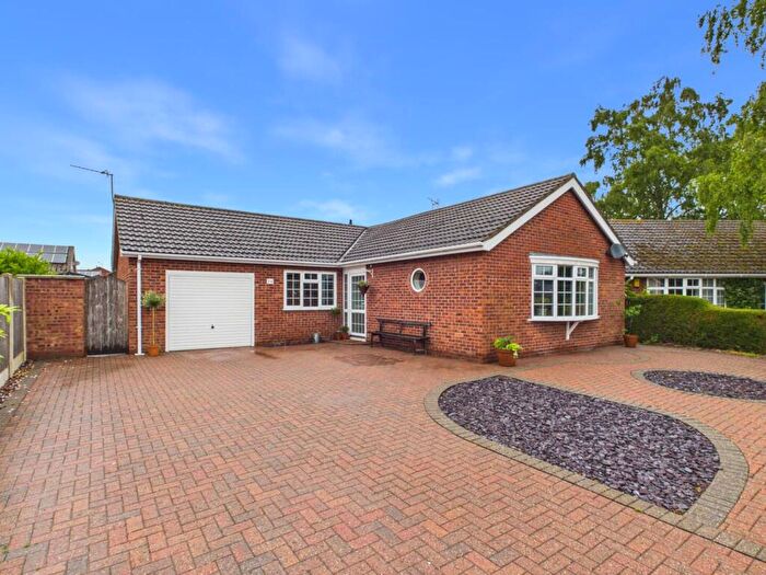 3 Bedroom Bungalow For Sale In Malham Close, Lincoln, LN6