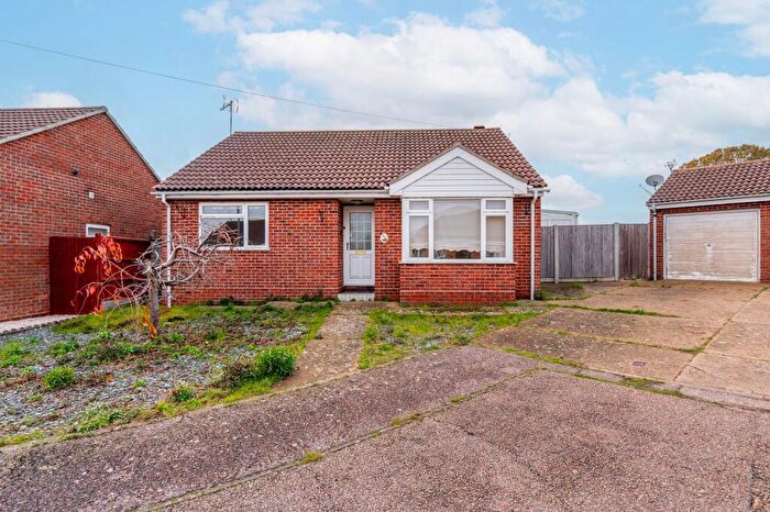 3 Bedroom Detached Bungalow For Sale In Noel Close, Hopton, NR31