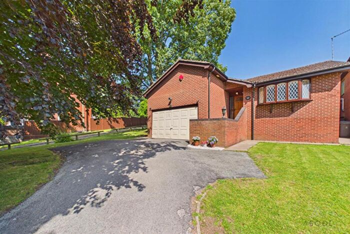 3 Bedroom Detached Bungalow For Sale In Hamilton Fields, Burton-On-Trent, DE15