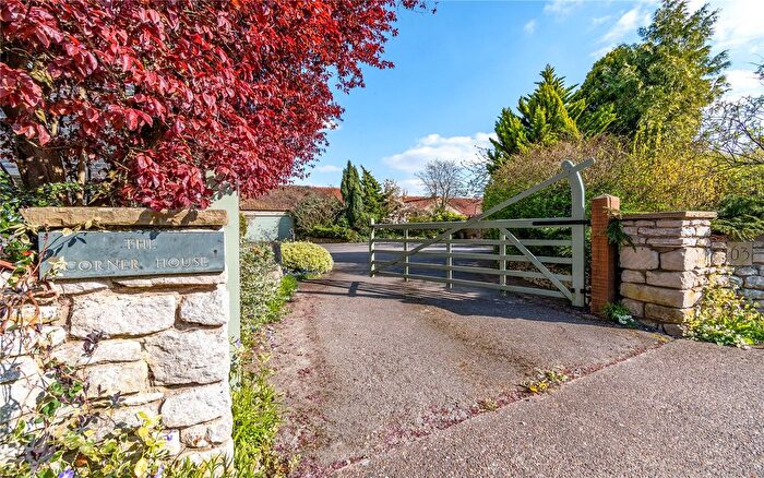 4 Bedroom Detached House For Sale In The Corner House, Main Street, South Rauceby, Sleaford, NG34