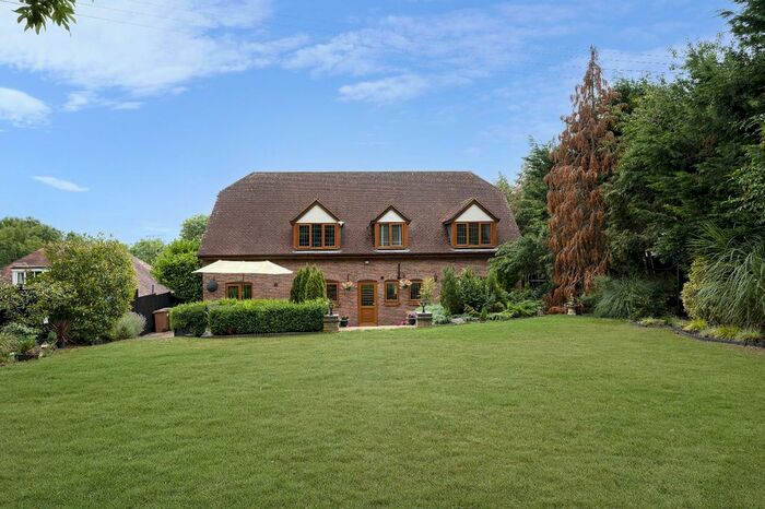 5 Bedroom Detached House For Sale In Malvern Road, Powick, Worcester Worcestershire, WR2