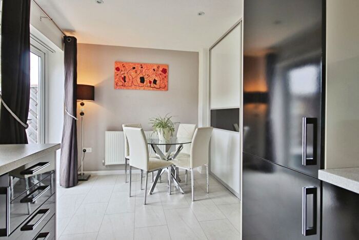 3 Bedroom End Terrace House For Sale In Northgate, Hull, HU7