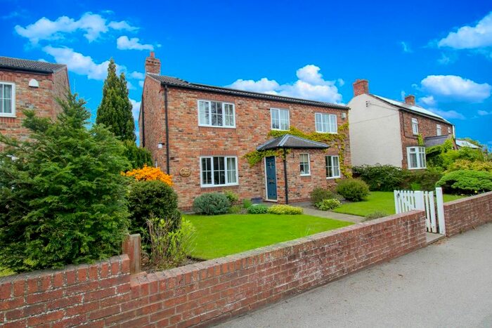 4 Bedroom Detached House For Sale In Burneston, Bedale, DL8