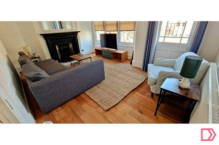 3 Bedroom Maisonette To Rent In A Salisbury Road, London, N4