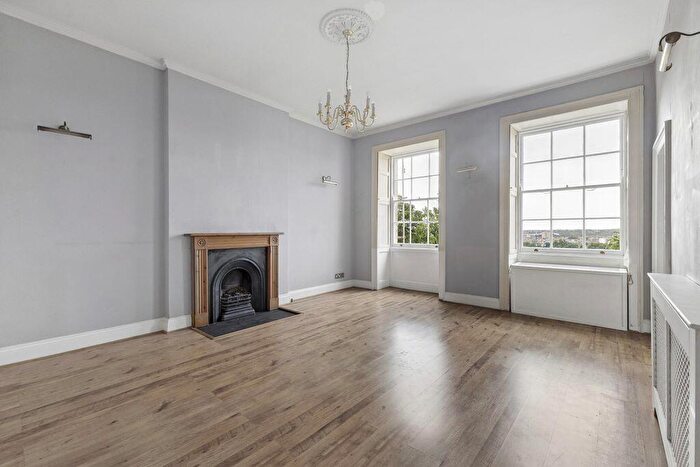 2 Bedroom Apartment For Sale In Cornwallis Crescent | Clifton, BS8