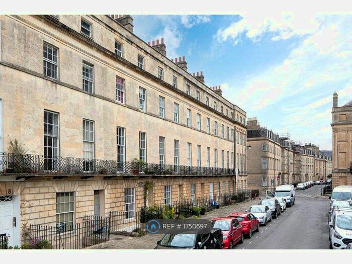 2 Bedroom Flat To Rent In Nelson Place West, Bath, BA1
