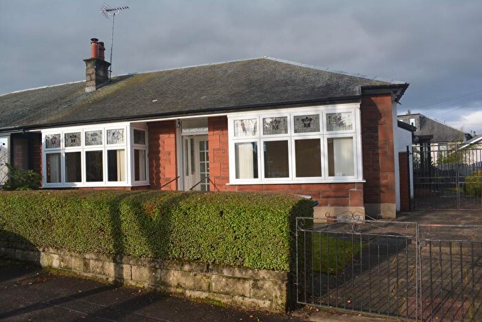 2 Bedroom Semi-Detached Bungalow For Sale In Barrland Drive, Giffnock, Glasgow, G46