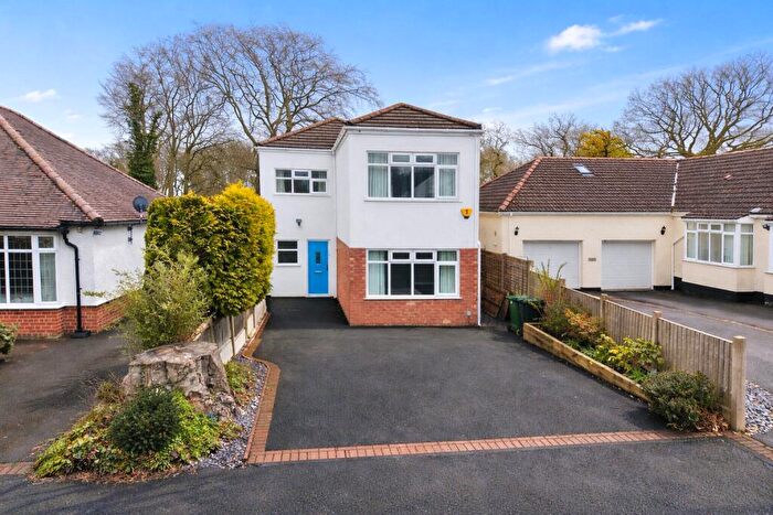 3 Bedroom Detached House For Sale In Woodlands Drive, Barnston, Wirral, CH61